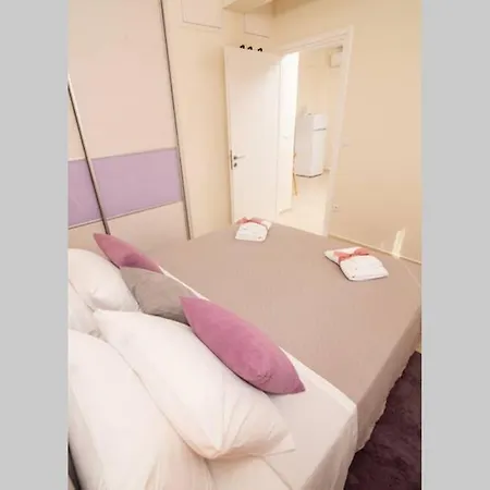 Cozy In 2 * カラマタ